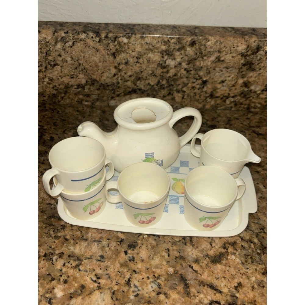 Vintage Toy Kids Plastic Tea Set Floral 7 Piece Toy Dishes - Picture 2 of 2